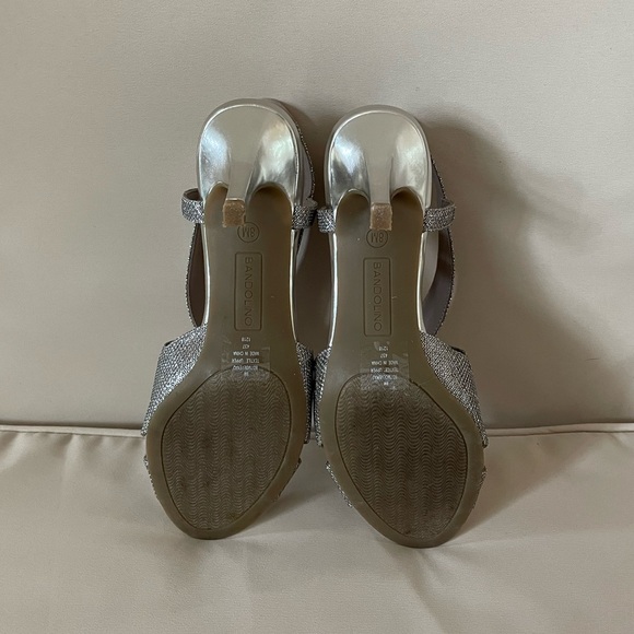 Bandolino Silver glitter stiletto heels - Picture 5 of 6